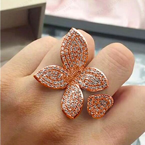 Rose Gold Four Leaf Clover Zircon Ring - Picture 2 of 5